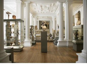 The Refurbished ‘Greece and Rome’ gallery, in the Fitzwilliam Museum. © Fitzwilliam Museum, Cambridge
