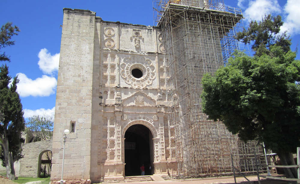 The church of San Juan Bautista Coixtlahuaca, Oaxaca. Depicted on the top left corner of the Lienzo Seler II | Photo: ©Monica Pacheco, 2013