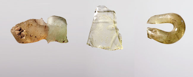 Pieces of glass from Komariv, Ukraine (Photos: J. Meyer, Institut für Prähistorische Archäologie, FU Berlin)